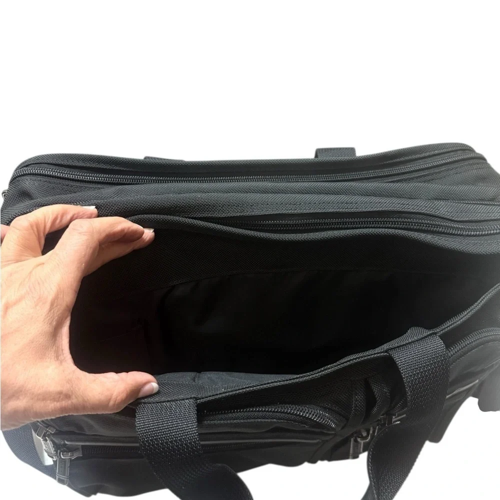 TUMI Alpha Expandable Briefcase Ballistic Nylon Laptop Messenger Bag Black